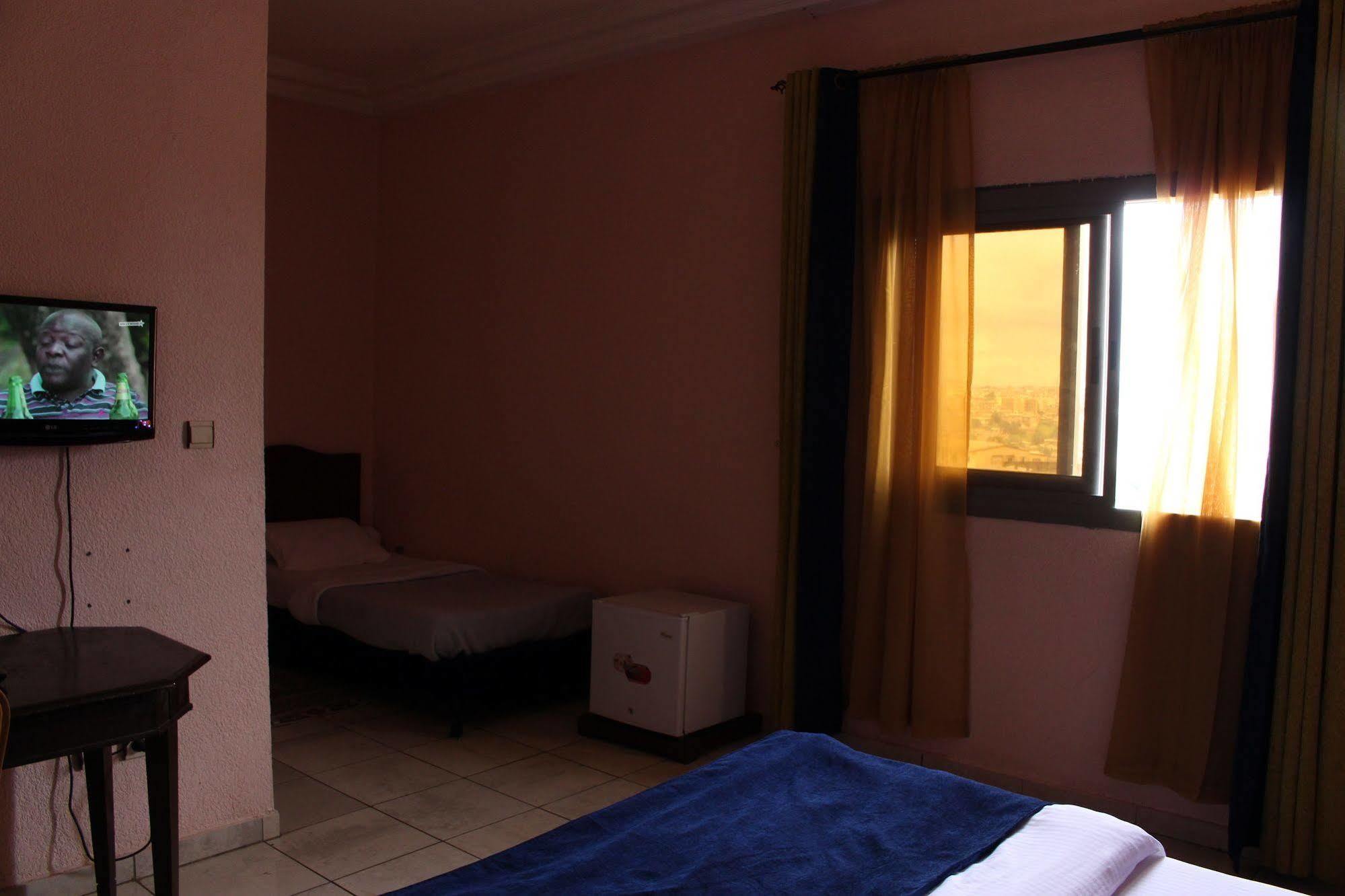 Prestige Hotel 야운데 외부 사진