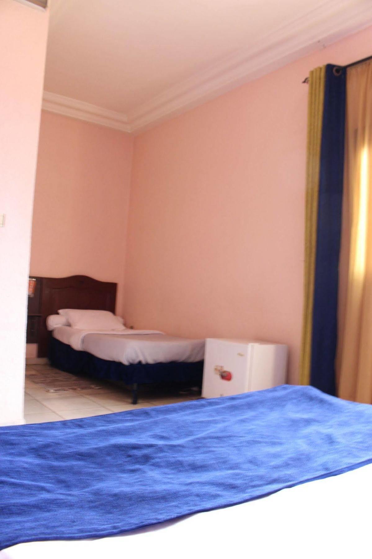 Prestige Hotel 야운데 외부 사진